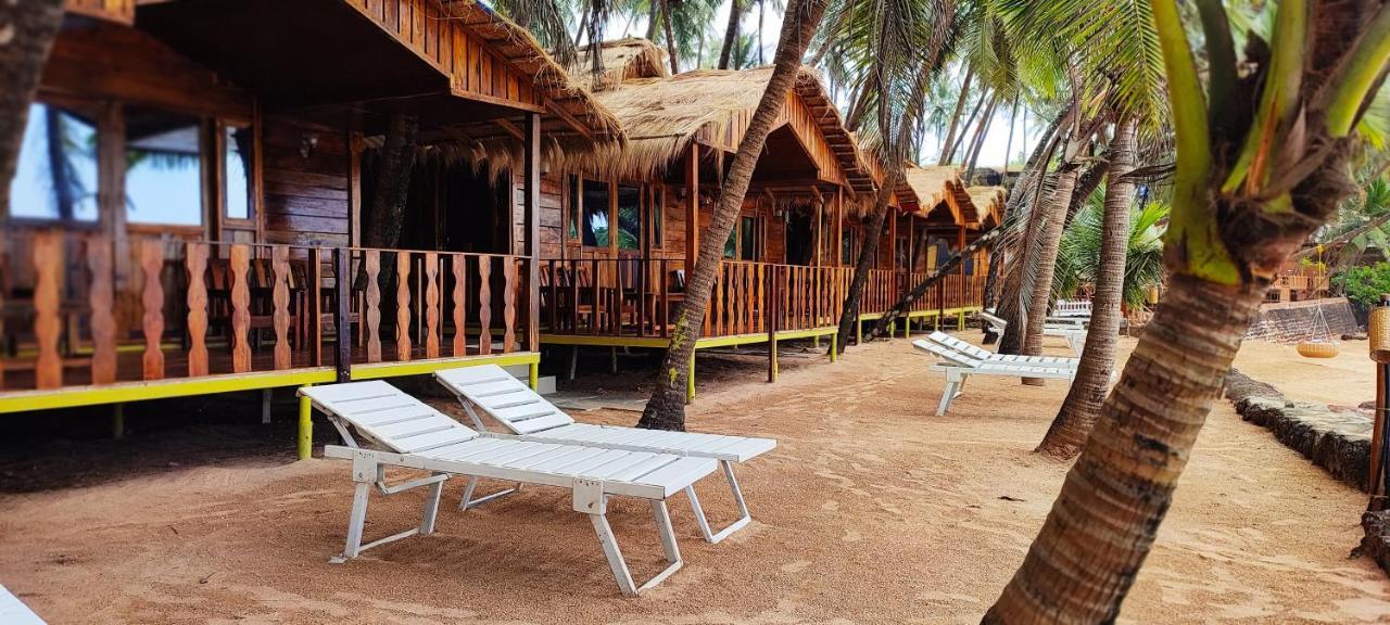 Sea Front Cottages Little Khola Cola Exterior photo